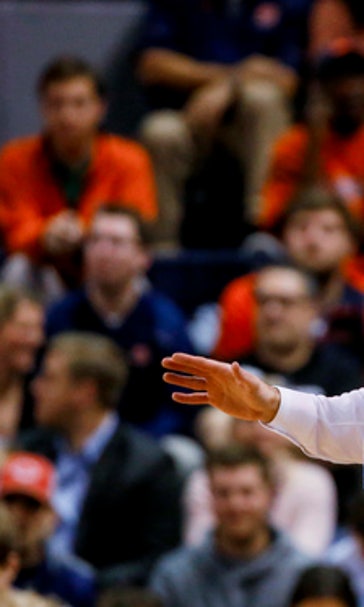 Barry scores 30, No. 15 Florida races past Auburn 114-95 (Feb 14, 2017)